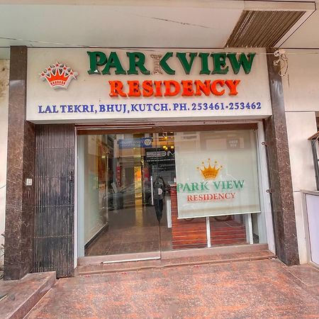 Stayguru Park View Residency Bhuj Exteriör bild